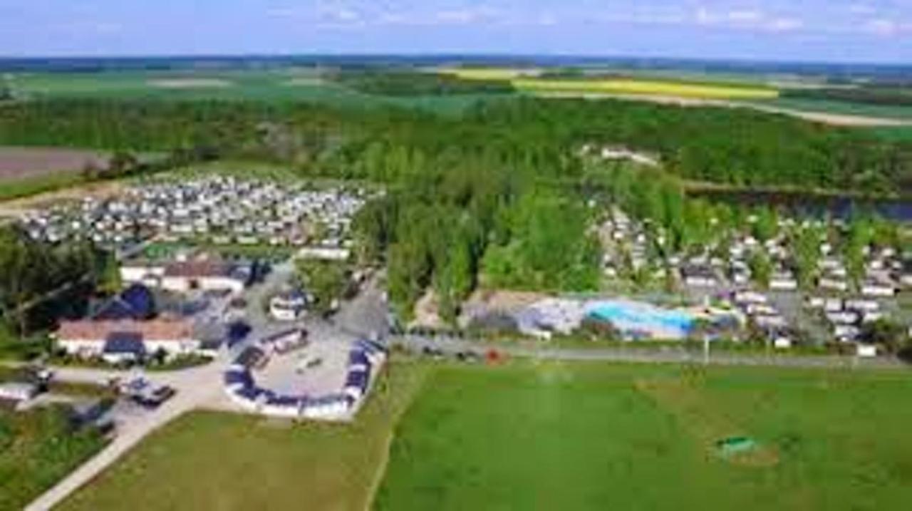 Bungalow Charmant Onzain + Piscine Екстер'єр фото